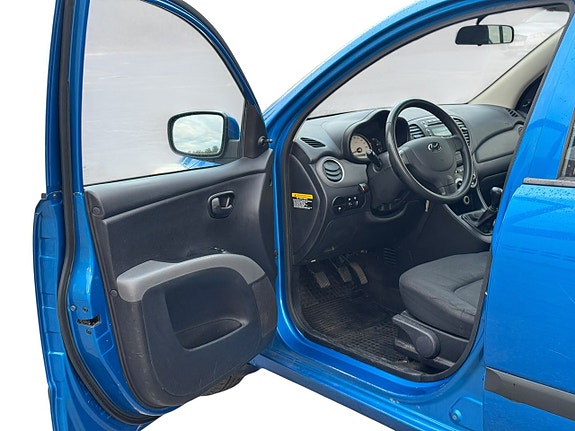 Hyundai i10 7 of 11