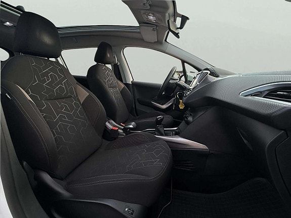 Peugeot 2008 13 of 27