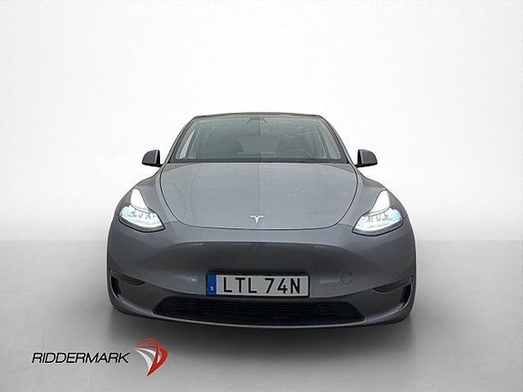 Tesla Model Y 5 of 30