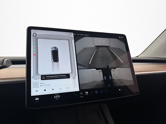 Tesla Model Y 30 of 30