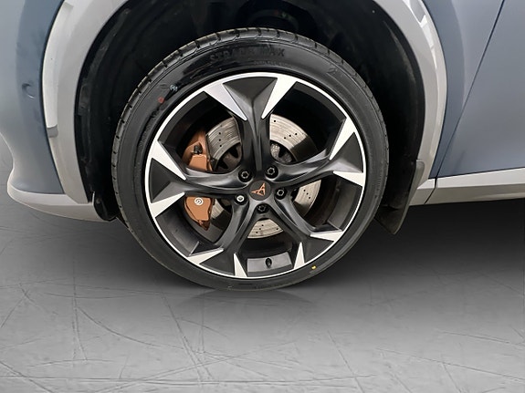 Cupra Formentor 10 of 30