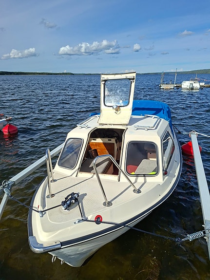 Motorbåt Utter 495  årsmod ca 1979 3 of 6