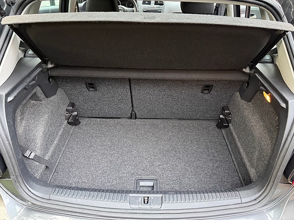 Volkswagen Polo 9 of 9