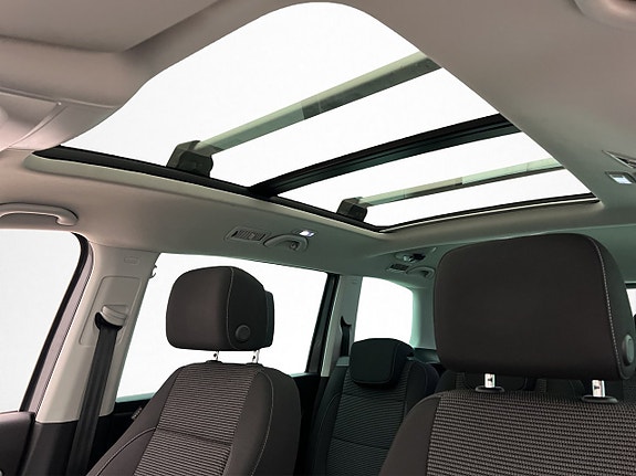 Volkswagen Sharan 13 of 30