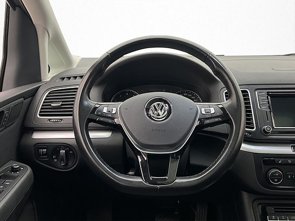 Volkswagen Sharan 12 of 30