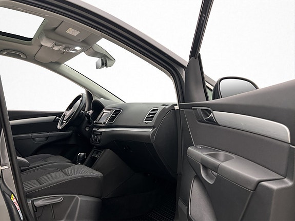 Volkswagen Sharan 25 of 30