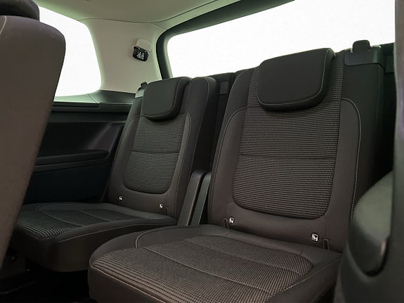 Volkswagen Sharan 28 of 30