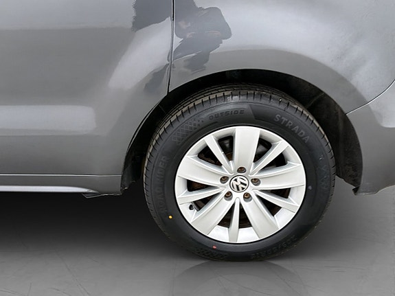 Volkswagen Sharan 30 of 30