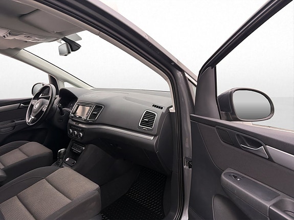 Volkswagen Sharan 25 of 30