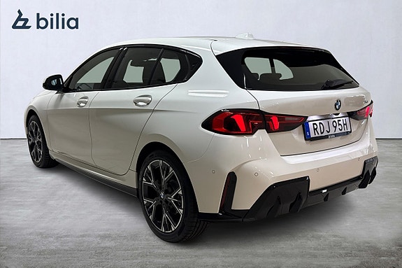 BMW 120 2 of 19
