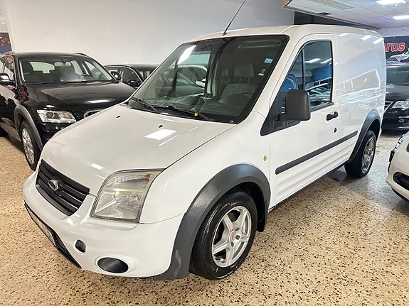 Ford Transit Connect 2 of 10