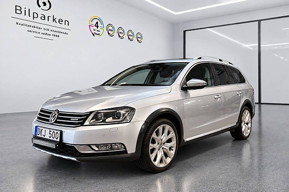 Volkswagen Passat Alltrack 4 of 23