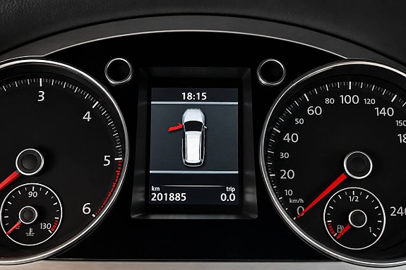 Volkswagen Passat Alltrack 23 of 23