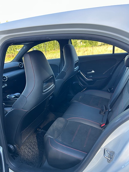 Mercedes-Benz A180 6 of 6