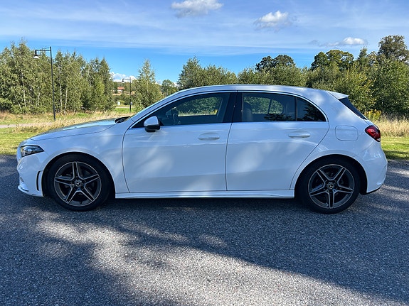 Mercedes-Benz A180 4 of 6