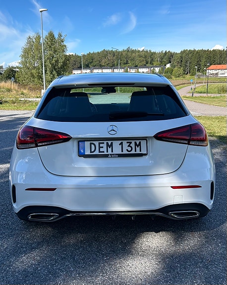 Mercedes-Benz A180 3 of 6
