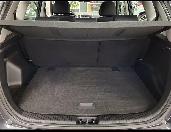 Kia Venga 8 of 13