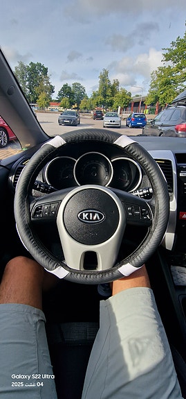 Kia Venga 5 of 13