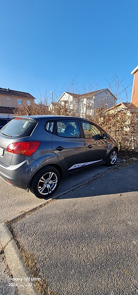 Kia Venga 4 of 13