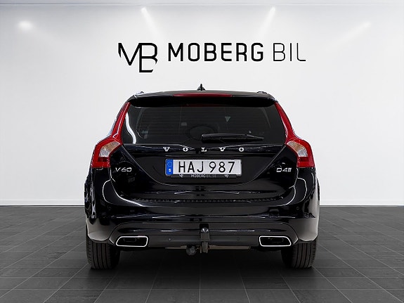 Volvo V60 5 of 17
