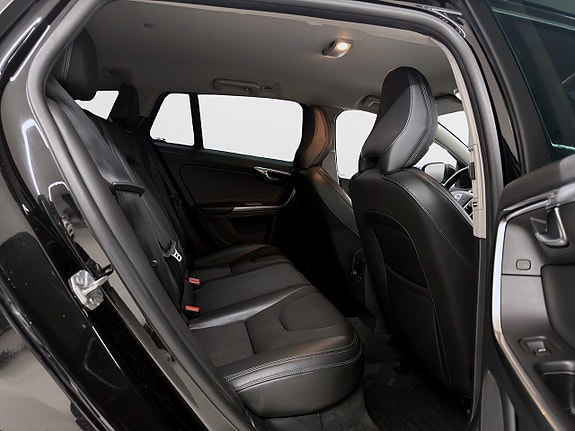 Volvo V60 9 of 17