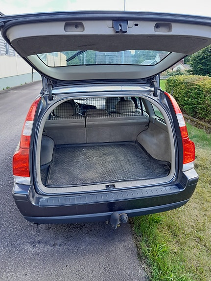 Volvo V70 6 of 7