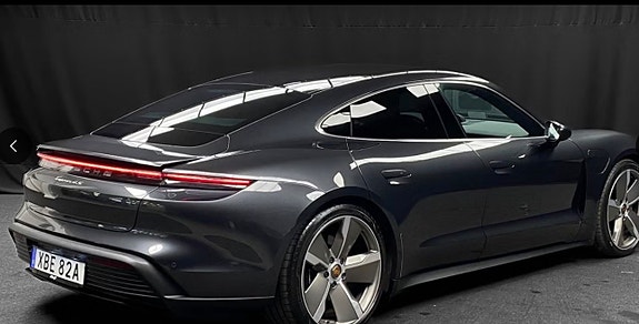 Porsche Taycan 4S 4 of 4
