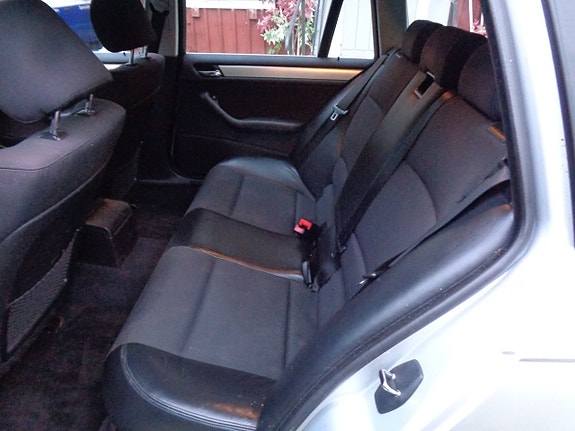 BMW 330Xi 16 of 30