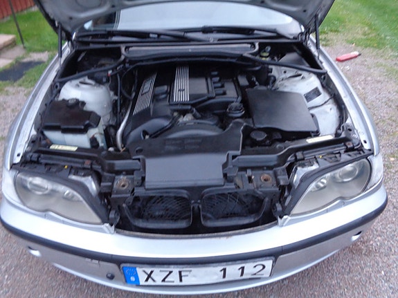 BMW 330Xi 22 of 30