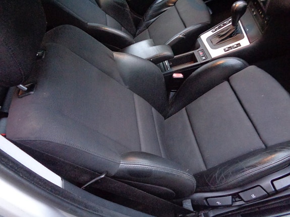 BMW 330Xi 19 of 30
