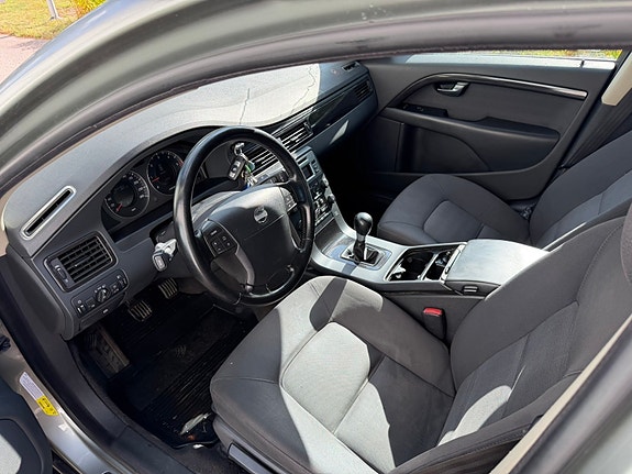 Volvo S80 5 of 6