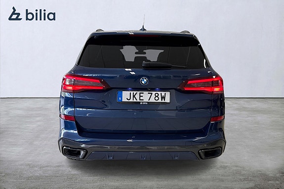 BMW X5 4 of 17