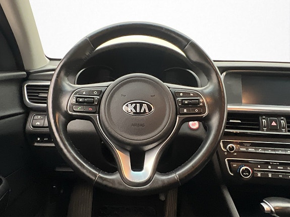 Kia Optima 10 of 26