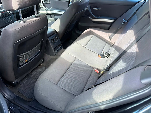 BMW 318d 7 of 8