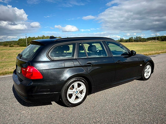 BMW 318d 4 of 8