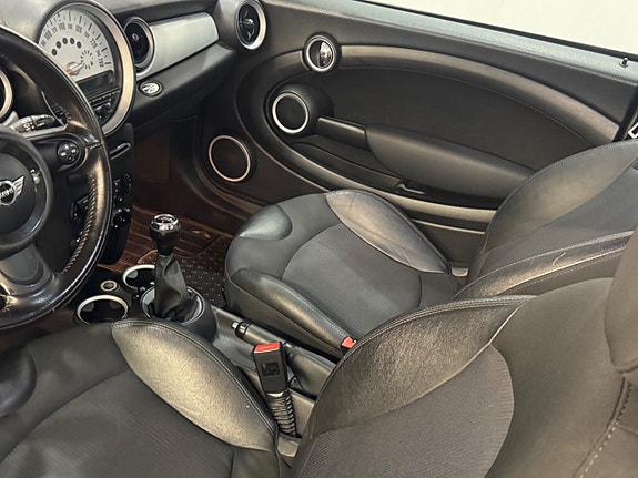 MINI Cooper 5 of 9