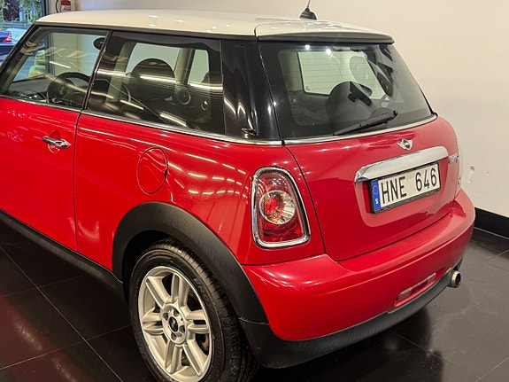 MINI Cooper 4 of 9