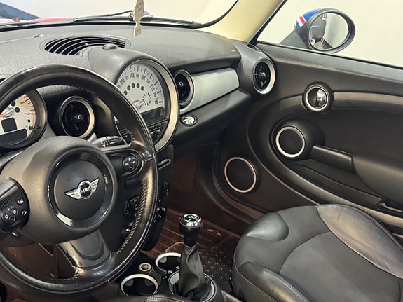 MINI Cooper 6 of 9