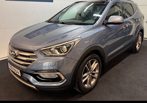 Hyundai Santa Fe 3 of 17