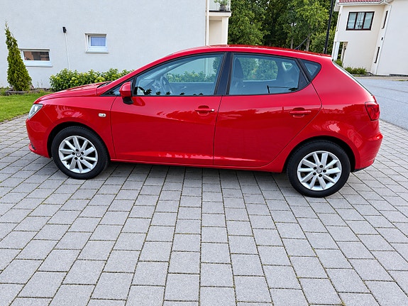 Seat Ibiza 2 of 9