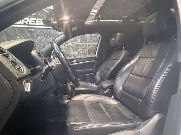 Volkswagen Tiguan 13 of 28