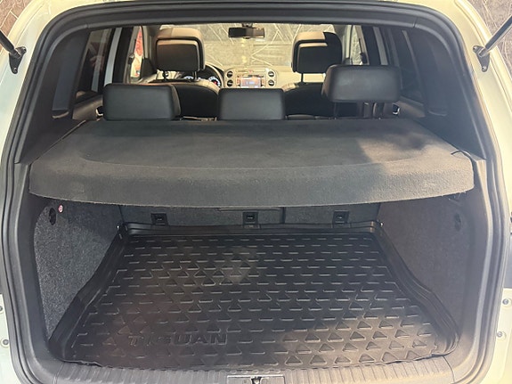 Volkswagen Tiguan 26 of 28