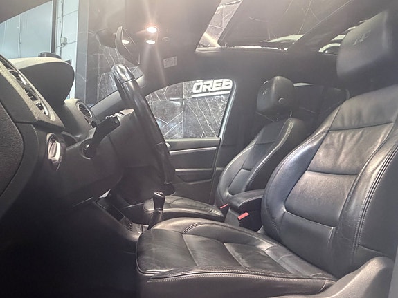 Volkswagen Tiguan 15 of 28