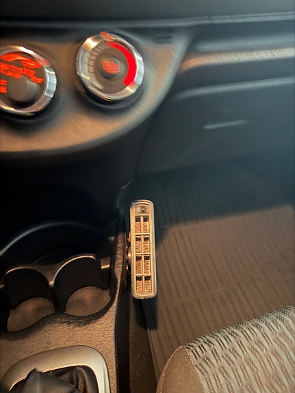 Toyota Yaris 10 of 13