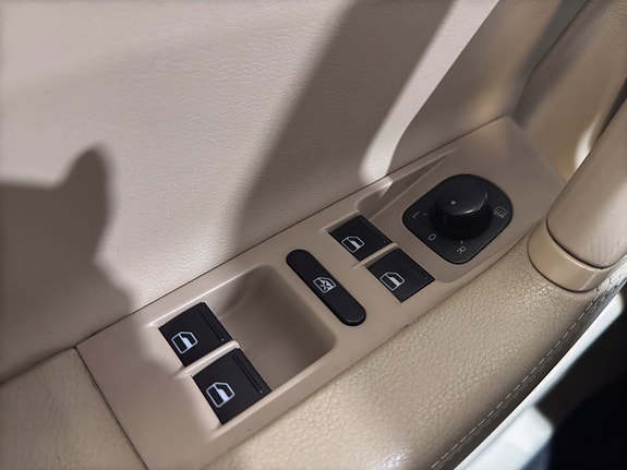 Volkswagen Passat 27 of 27