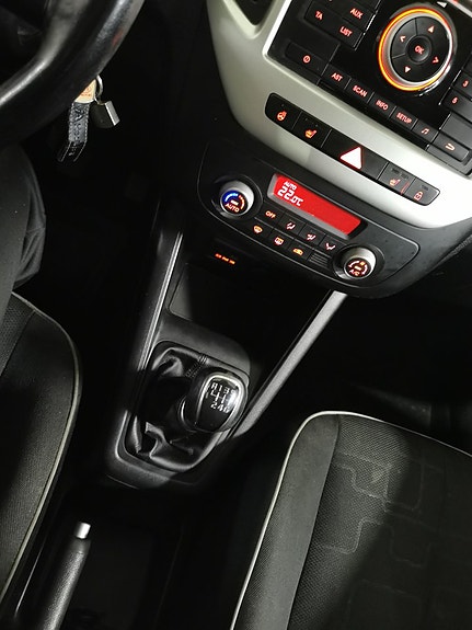 Kia Venga 16 of 17