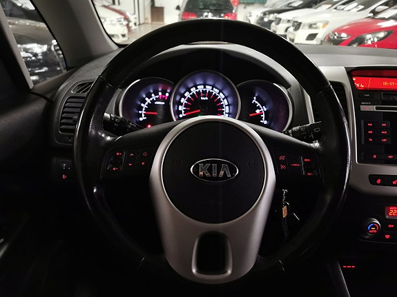 Kia Venga 14 of 17