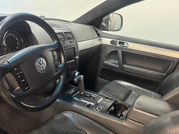 Volkswagen Touareg 7 of 14