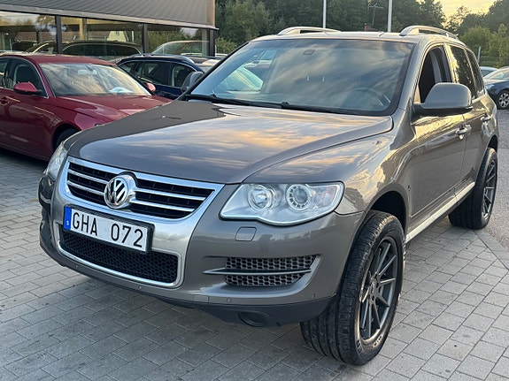 Volkswagen Touareg 14 of 14