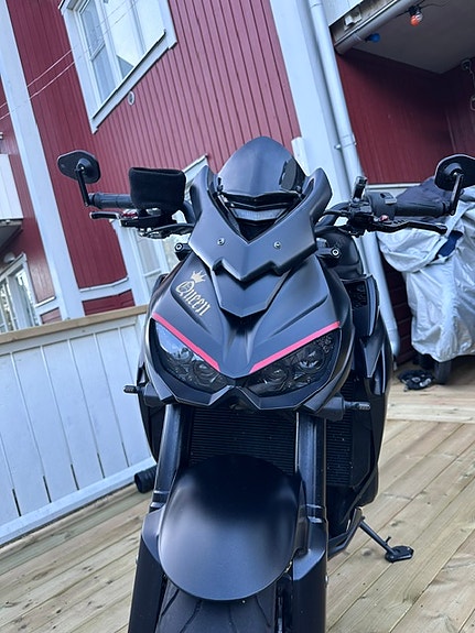 Kawasaki Z1000 6 of 6